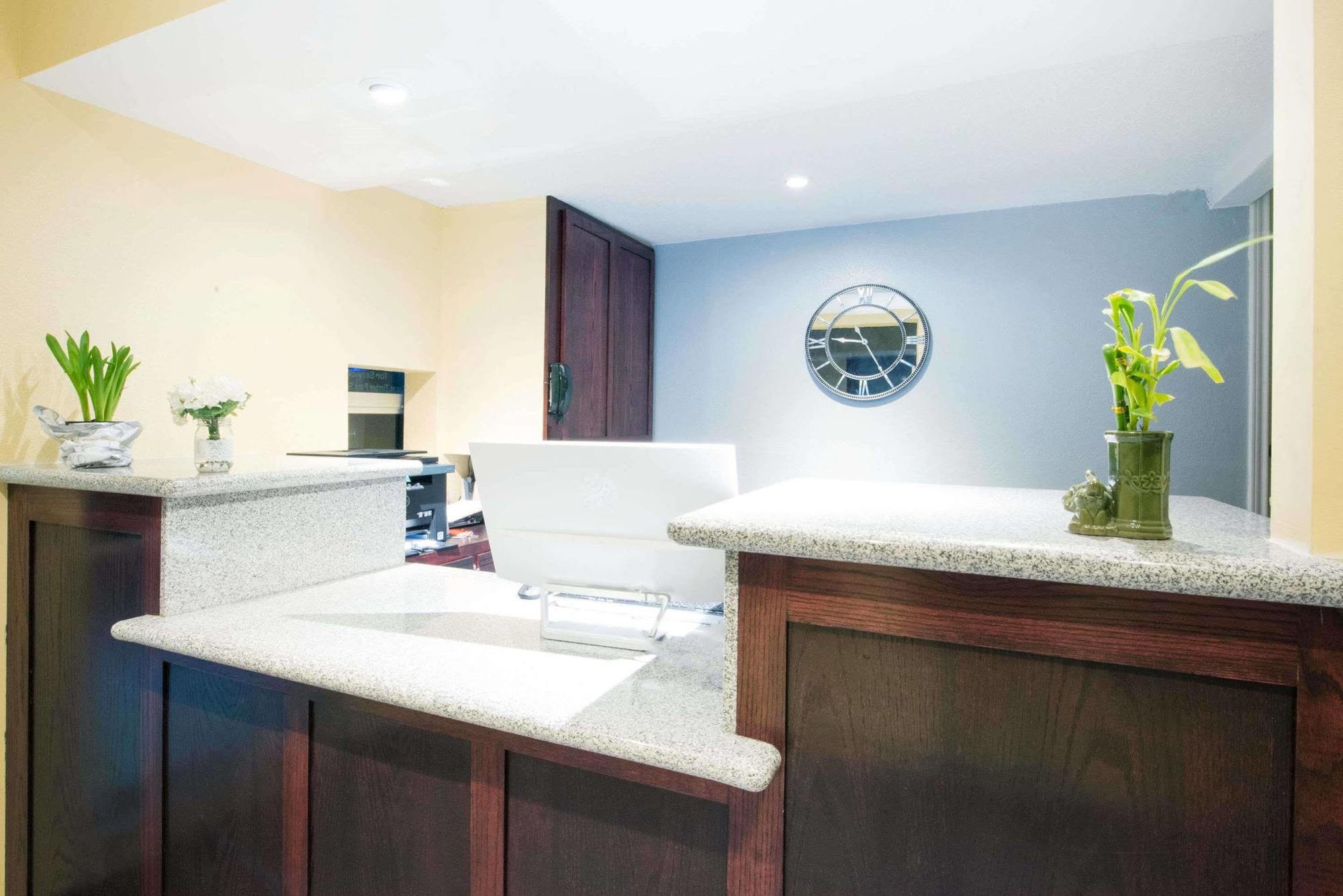 Executive Inn & Kitchenette Suites-Eagle Pass Exterior foto